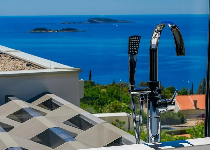 Exclusive Belenum With Breakfast,gym,sauna 别墅 米利尼