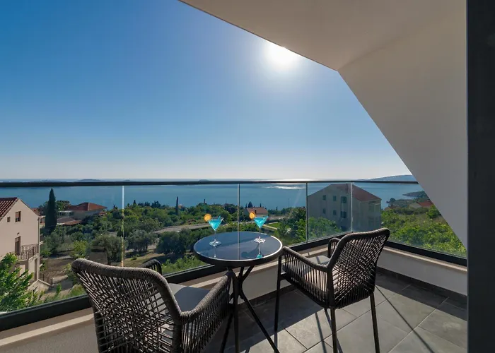 别墅 Exclusive Belenum With Breakfast,gym,sauna