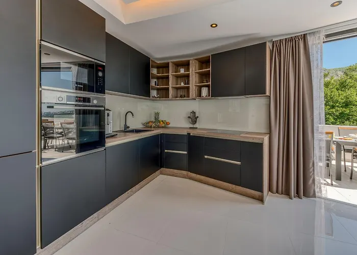 Exclusive Belenum With Breakfast,gym,sauna 别墅 米利尼