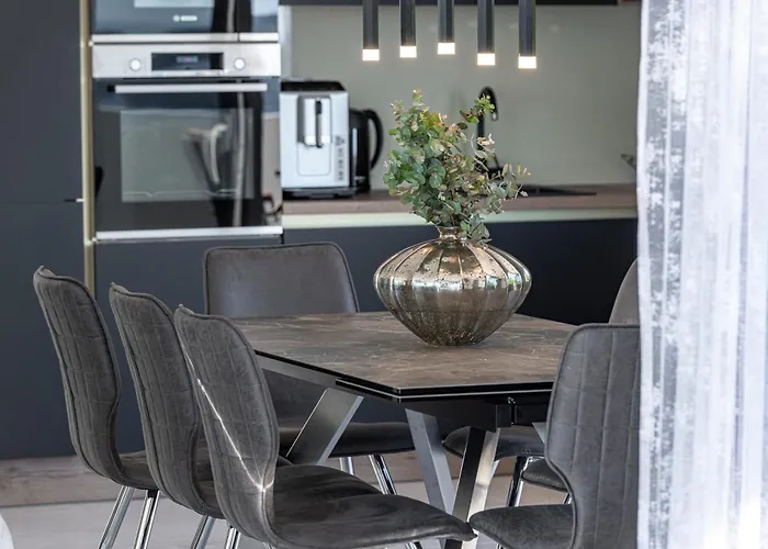 别墅 Exclusive Belenum With Breakfast,gym,sauna 米利尼