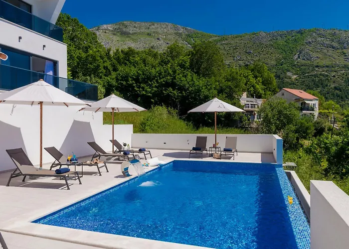 Exclusive Belenum With Breakfast,gym,sauna 别墅 米利尼