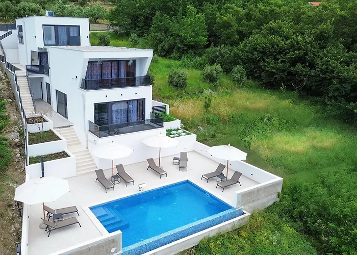 Exclusive Belenum With Breakfast,gym,sauna