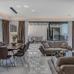 Exclusive Belenum With Breakfast,gym,sauna 빌라