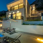Exclusive Belenum With Breakfast,gym,sauna
