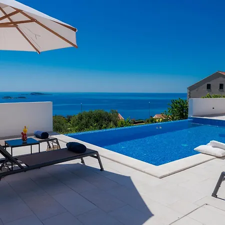 Villa Exclusive Belenum With Breakfast,gym,sauna