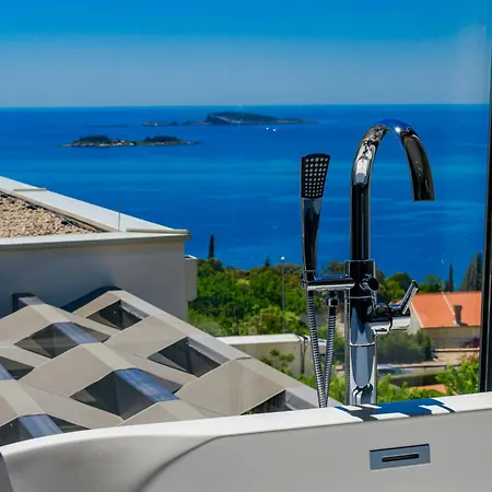 Exclusive Belenum With Breakfast,gym,sauna Villa Mlini