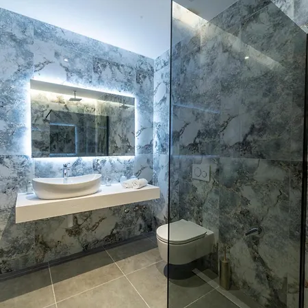 Exclusive Belenum With Breakfast,gym,sauna 믈리니