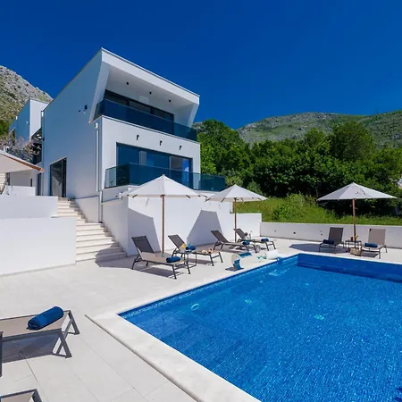 Villa Exclusive Belenum With Breakfast,gym,sauna Mlini