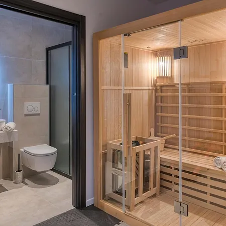 Exclusive Belenum With Breakfast,gym,sauna Villa