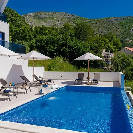 Exclusive Belenum With Breakfast,gym,sauna Villa Mlini