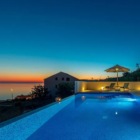 Exclusive Belenum With Breakfast,gym,sauna Villa Mlini