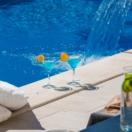 Villa Exclusive Belenum With Breakfast,gym,sauna