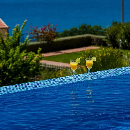 Villa Exclusive Belenum With Breakfast,gym,sauna