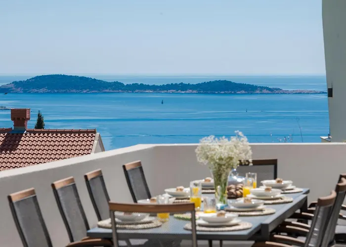 فيلة Exclusive Belenum With Breakfast,gym,sauna